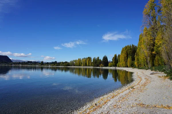 Paisaje Majestuoso Con Montaña Lago — Foto de Stock