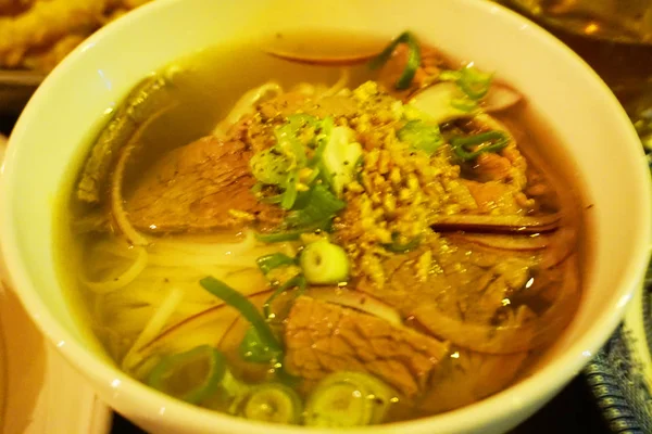 Heerlijke Aziatische Traditionele Keuken Met Lekkere Smaak Mooie Decoratie — Stockfoto