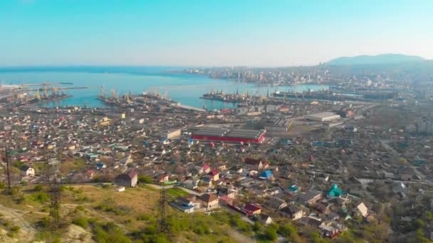 Bilder Viken Novorossiysk Stad Tagning Från Drönare Kamera Rörelse Framåt — Stockvideo