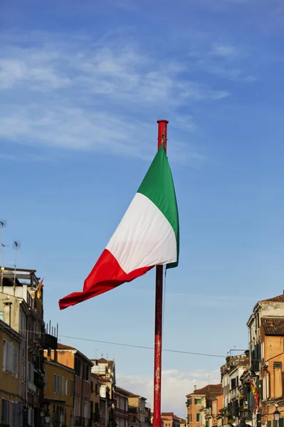 Flaggstång Med Flagga Italien — Stockfoto