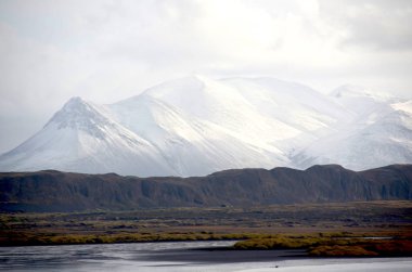 hvtserkur, Kuzey İzlanda görünümünü