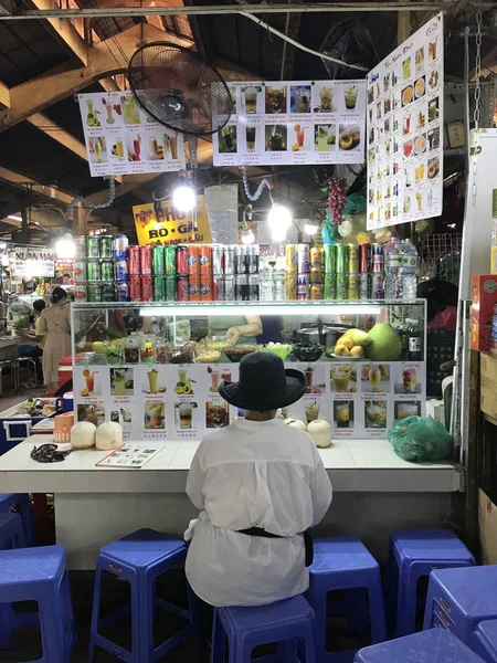 Woman Restaurant Vietnamese Market Saigon — Stock Photo, Image