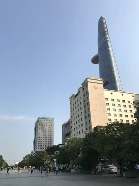 ベトナムのサイゴンにある超高層ビル — ストック写真
