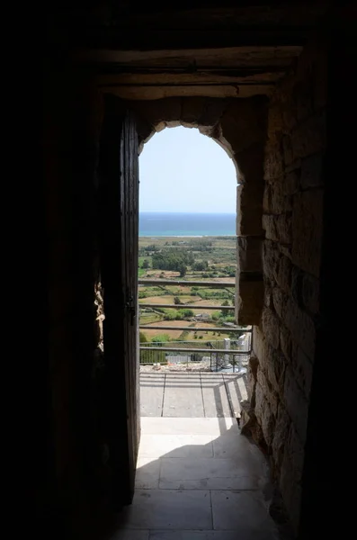 Fenêtre Avec Vue Château Posada Sardinia Italie — Photo