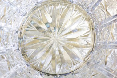 Eski bir kristal cam detayını kapatın. Arka plan.