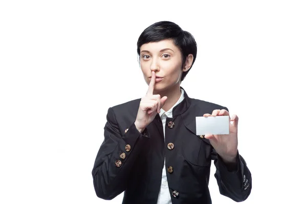 Geschäftsfrau mit leerem Werbebanner auf weiß — Stockfoto