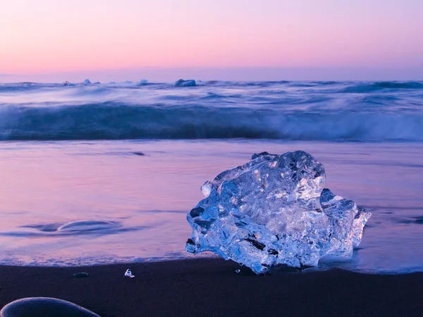 Ghiaccio sulla spiaggia — Foto Stock