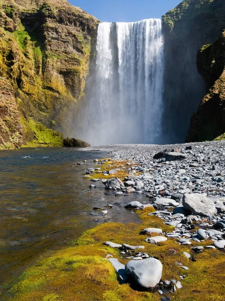 Dramtický vodopád na Islandu — Stock fotografie