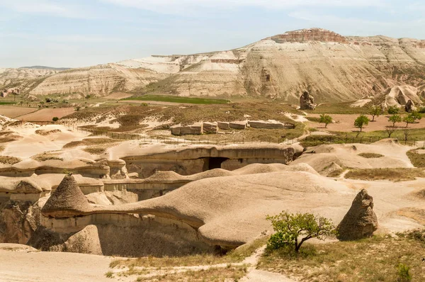 Vue Aérienne Vallée Des Montagnes Sous Ciel Bleu Nuageux Cappadoce — Photo