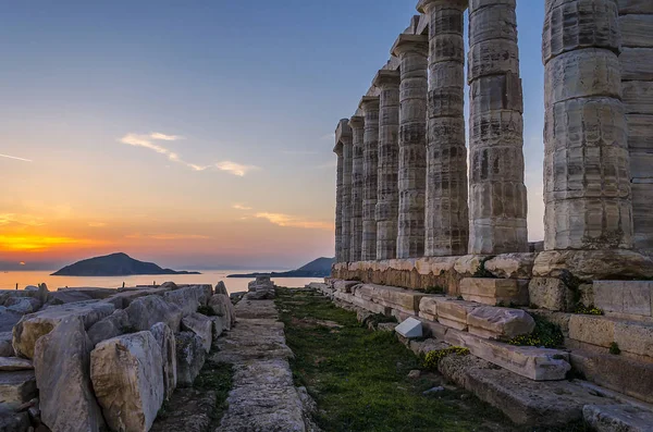 Sounion Ática Grecia Colorido Atardecer Cabo Sounion Las Ruinas Del — Foto de Stock