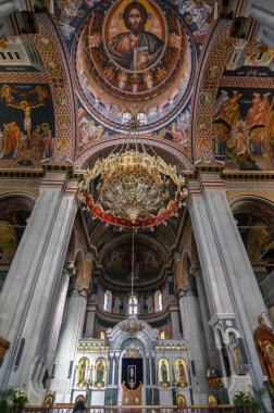 Heraklion, Crete / Yunanistan: The Agios Minas Cathedral olduğunu bir Yunan Ortodoks Katedrali Kandiye. Kubbe ve güzel hagiographies ile iç görünüm