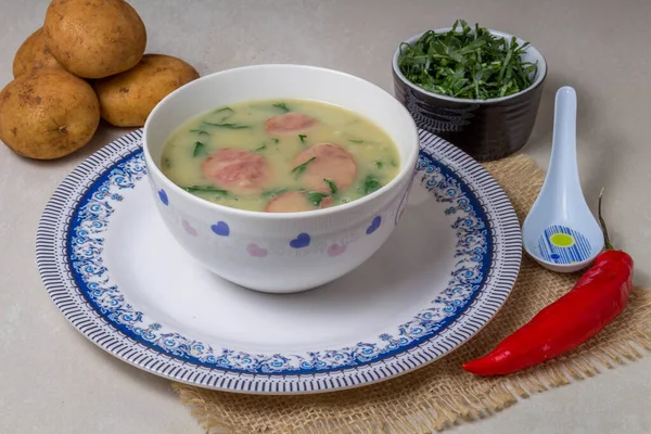 Caldo Verde Soup Una Sopa Popular Cocina Portuguesa Con Verduras Imagen De Stock