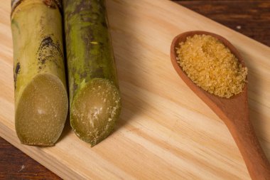 Cachaca, Brezilya 'da şeker kamışı ile yapılan tipik bir alkollü içeceğin adıdır. Brezilya 'dan geleneksel bir içecek..