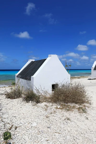 Branco escravo cabana na ilha de Bonaire — Fotografia de Stock