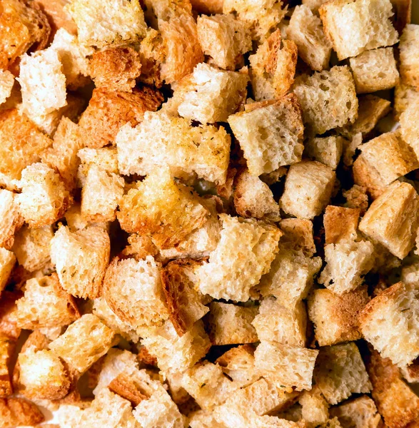 Bir sürü ekmek kırıntısı.