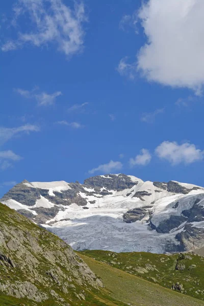 Lotschtal Breithorn Los Alpes Suizos Berneses Con Amplios Glaciares Visto — Foto de Stock