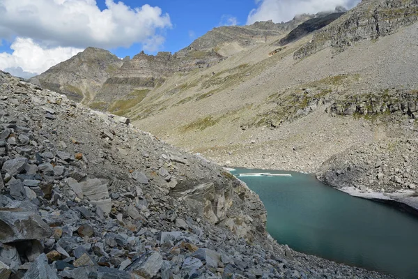 Lago Glacial Chriegalp Pass Lado Suíço Fronteira Com Itália Com — Fotografia de Stock