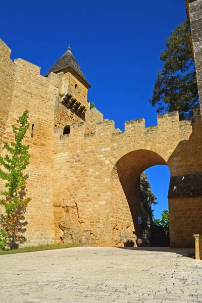 Entrada Para Velho Castelo Fortificado Montfort Rio Dordogne França — Fotografia de Stock