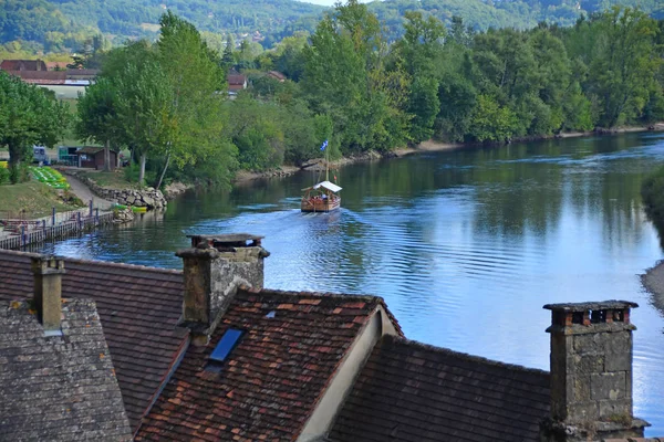 Tradicional Fundo Plano Scow Conhecido Localmente Como Gabarre Rio Dordogne — Fotografia de Stock