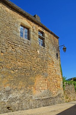 Eski taş duvarlarda Perigord