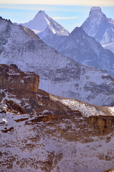Obrgabelhorn och Matterhorn — Stockfoto