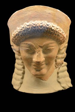Bir Yunan Tanrıçasının çömlek büstü, muhtemelen Afrodit.