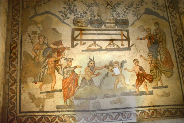 Antiguo Mosaico Romano Del Dios Pan Una Lucha Con Eros —  Fotos de Stock