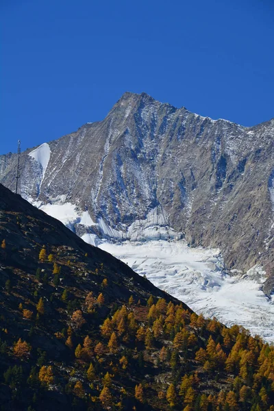 Taeschhorn Der Mischabel Gruppe Den Südschweizer Alpen Oberhalb Von Saas — Stockfoto