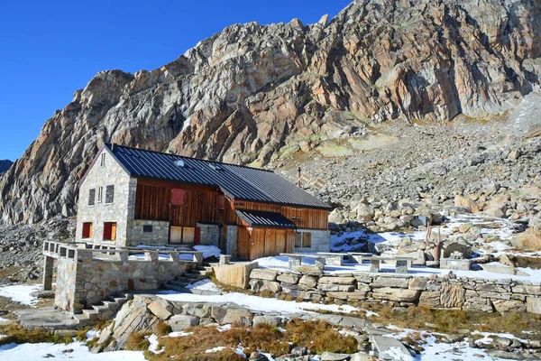 Refuge Montagne Algameller Haut Dans Vallée Algamel Près Frontière Italienne — Photo