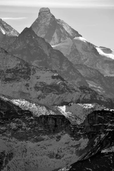 Monochrome Matterhorn Viewed North Southern Swiss Alps Zinal Zermatt — Stock Photo, Image