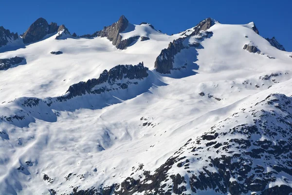 Poderoso Sattelhorn Los Alpes Berneses Suiza Una Región Protegida Unesco —  Fotos de Stock