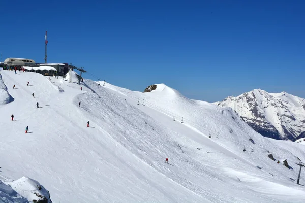 Sviçre Nin Güneyindeki Lüks Verbier Otelinde Kayak Yapmak Attelas Kayak — Stok fotoğraf