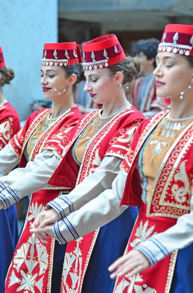 Evolene Szwajcaria Sierpnia Ormiańska Grupa Ludowa Tradycyjnych Strojach Sierpnia 2019 — Zdjęcie stockowe