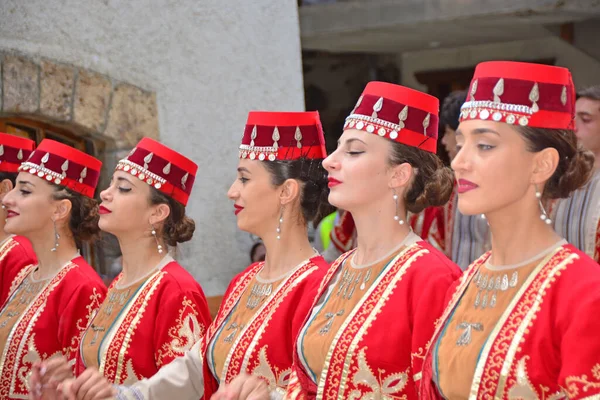 Evolene Suiza Agosto Grupo Folclórico Armenio Con Trajes Tradicionales Agosto —  Fotos de Stock
