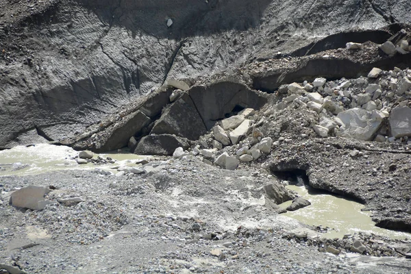 Hocico Glaciar Que Lleva Morena Con Grandes Bloques Hielo Rotos —  Fotos de Stock