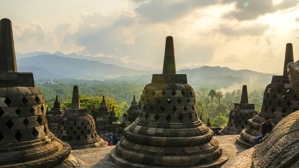 Herrlicher Sonnenuntergang Borobudur Tempel Ostjava Indonesien Blauer Und Oranger Himmel — Stockfoto