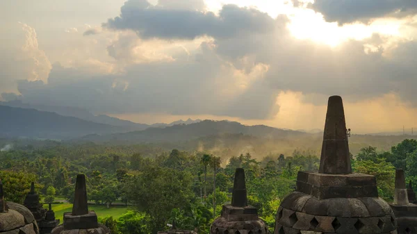 Coucher Soleil Glorieux Temple Borobudur Java Est Indonésie Ciel Bleu Images De Stock Libres De Droits