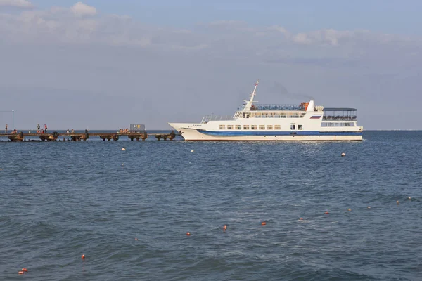 Evpatoria Crimea Junio 2018 Paseo Yanina Muelle Playa Central Ciudad — Foto de Stock