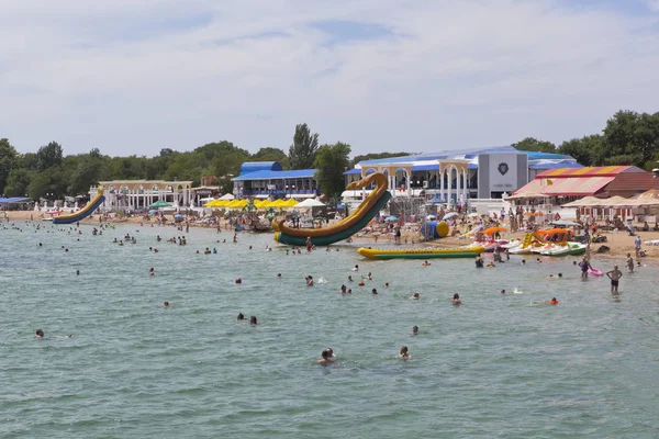 Evpatoria Crimea Julio 2018 Vista Desde Muelle Playa Central Ciudad —  Fotos de Stock