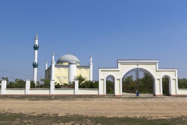 Vilino köyünde Alma-Tarkhan Jamisi camii, Bakhchisarai ilçesi, Kırım