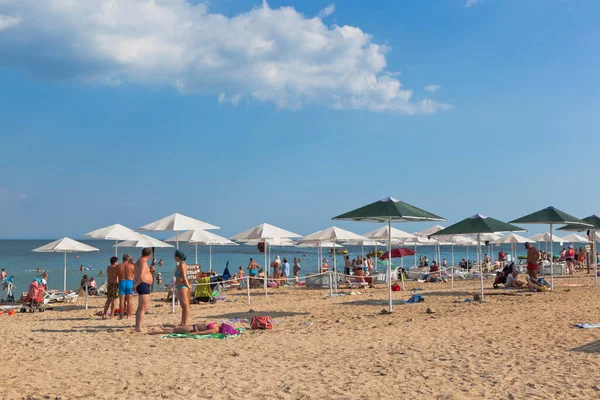 Заозёрное Евпатория Крым Июля 2020 Года Пляж Барабулка Курортном Поселке — стоковое фото