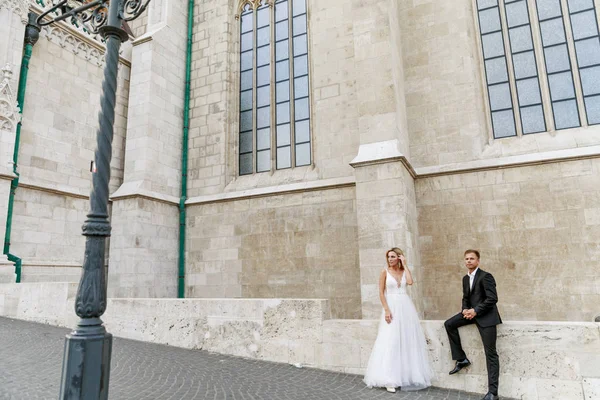 Bride Groom Hugging Old Town Street Wedding Couple Love Luxury — Stock Photo, Image