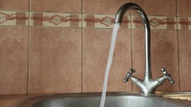 Mutfakta yemek buğday lapası. Yakın çekim