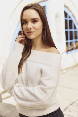 Kız var eğlence içinde Cafe