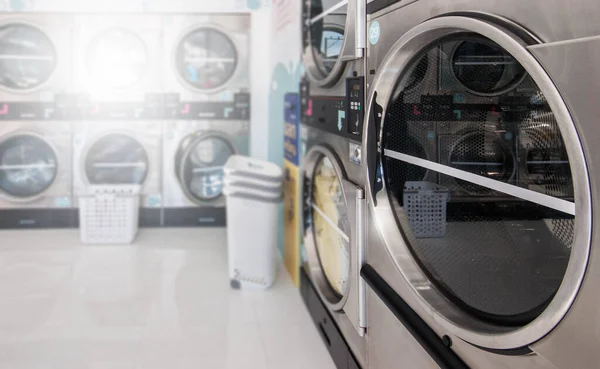 Close Bright Clean Washing Machine — Stock Photo, Image