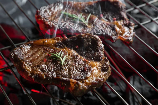 Bitar Marmorerat Nötkött Grillen — Stockfoto