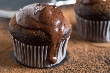 Masada ev yapımı çikolata Muffins