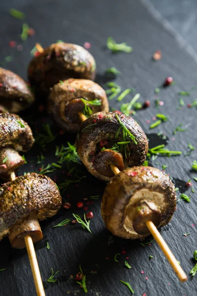 Champignons Alla Griglia Spiedo — Foto Stock