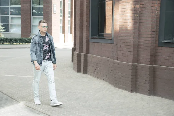 Young Man Posing City Street — Stok fotoğraf