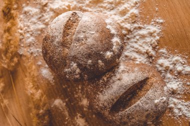 Çavdar ekmeği ve un